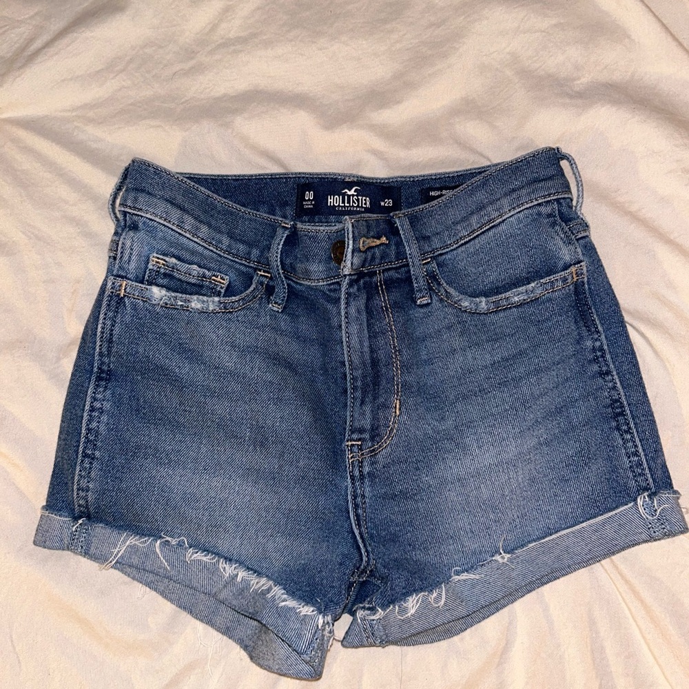 Hollister Jean shorts